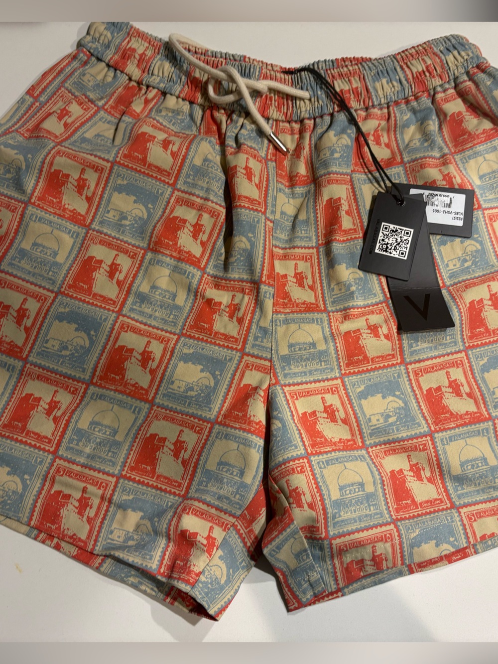 Valabasas Resist Shorts NWT - M